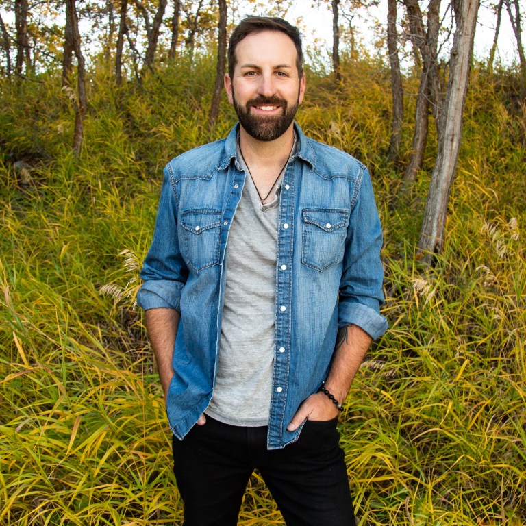 Josh-Kelley_Artist-Songwriter (1) Josh Kelley (Artist/Songwriter): Known for his top ten single “Only You.” This fall, Kelley will embark on a 14-date acoustic tour across the United States, kicking off in Nashville.