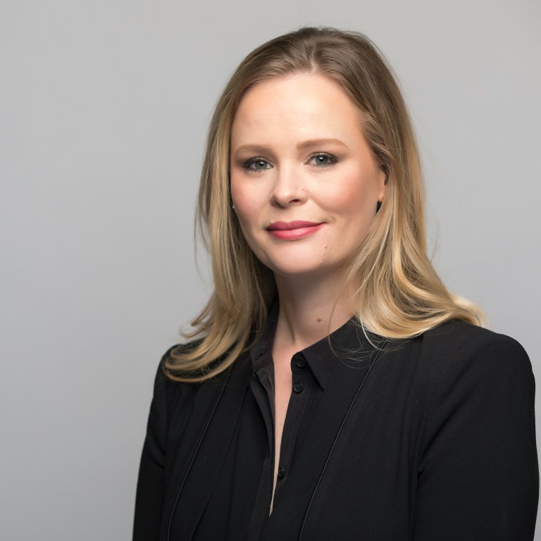 Sara-Knabe_VP-A&R_BBR-Music-Group (1) Sara Knabe (VP of A&R, BBR Music Group): has scouted and signed talents such as Jason Aldean, Billy Ray Cyrus, Dustin Lynch, Chase Rice, Blanco Brown, Jimmie Allen and Lainey Wilson.