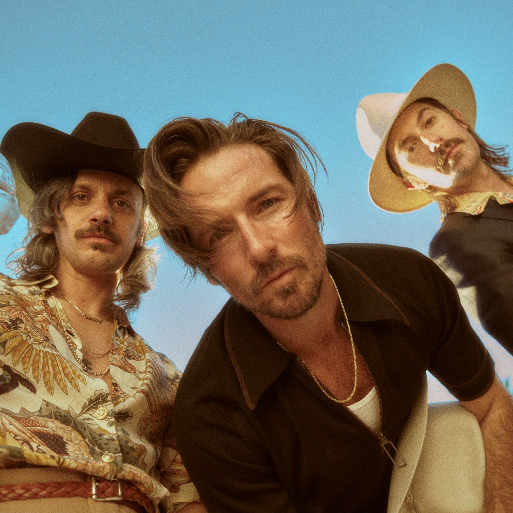 Midland Gives A Taste of Their Year Off the Road With New 5-Track ...