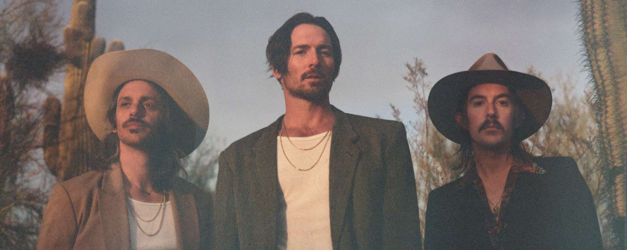 Midland Gives A Taste of Their Year Off the Road With New 5-Track Collection ‘The Last Resort’