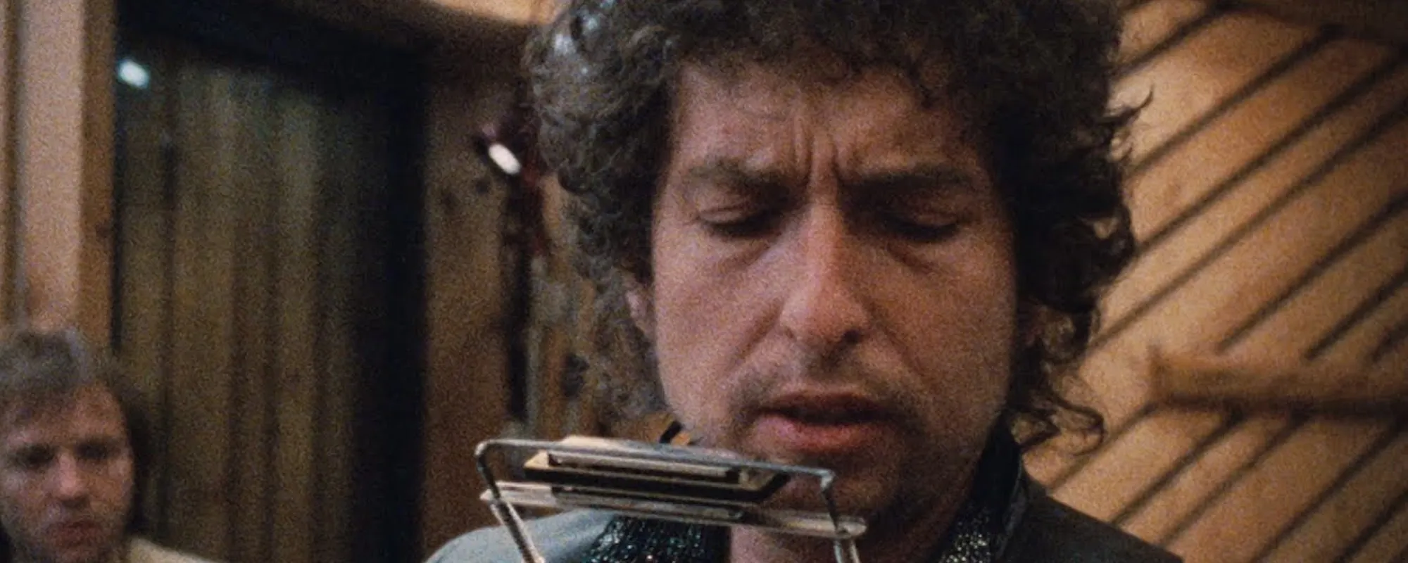 Bob Dylan “Licence to Kill” Video Gives Rare Glimpse Into ‘Infidels’ Sessions