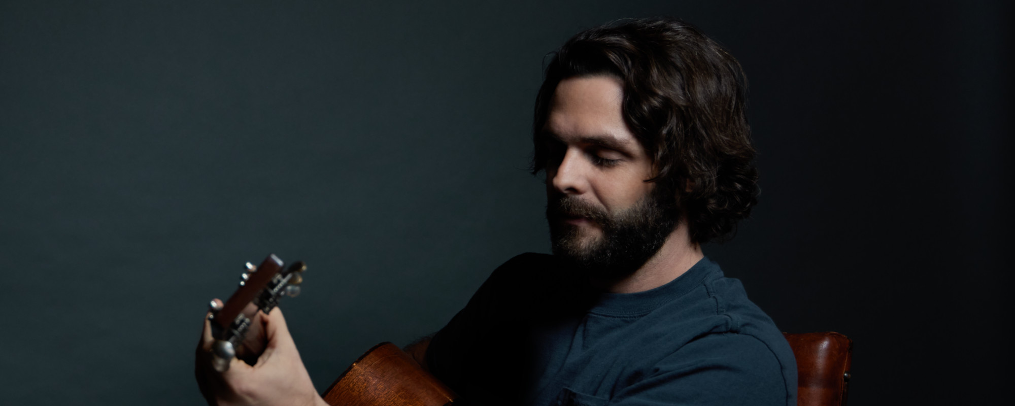 COVER image TR FIRST COVER CHOICE (they really want this one)- Photo by John Shearer__FNL Thomas Rhett