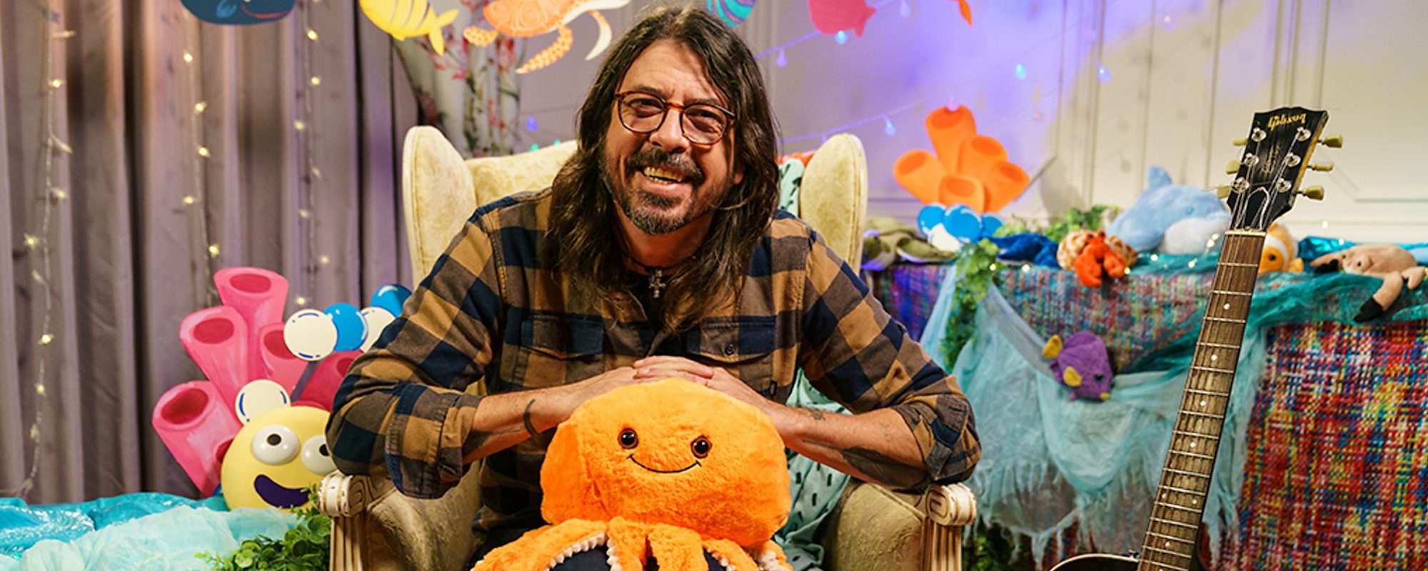 Dave Grohl Recites Ringo Starr Book “Octopus’s Garden” on BBC