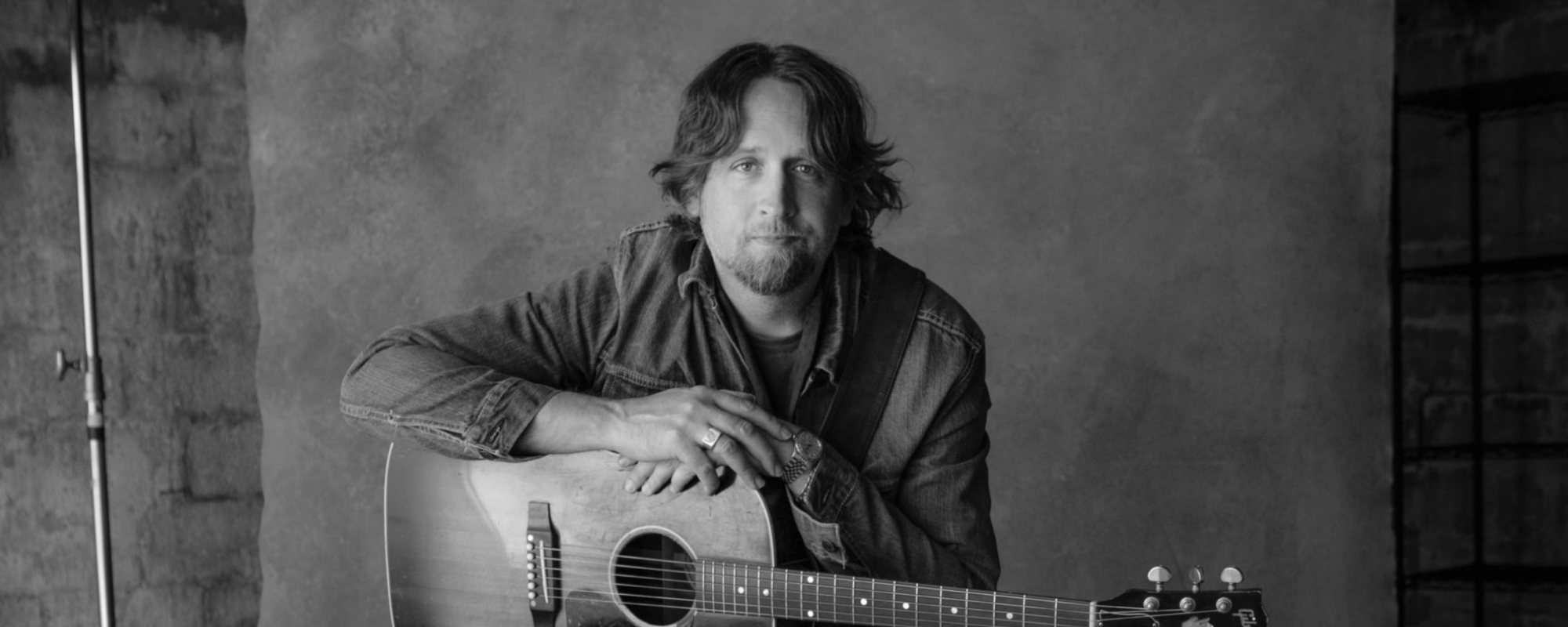 WATCH: Hayes Carll Highlights Alzheimer’s Dementia in a Moving Music Video for Latest Single “Help Me Remember”