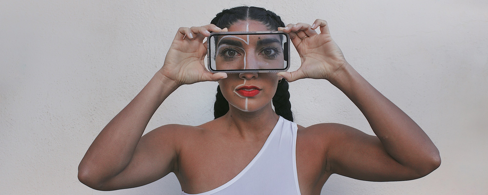 Daily Discovery: TRISHES About Faces on ‘The Id’