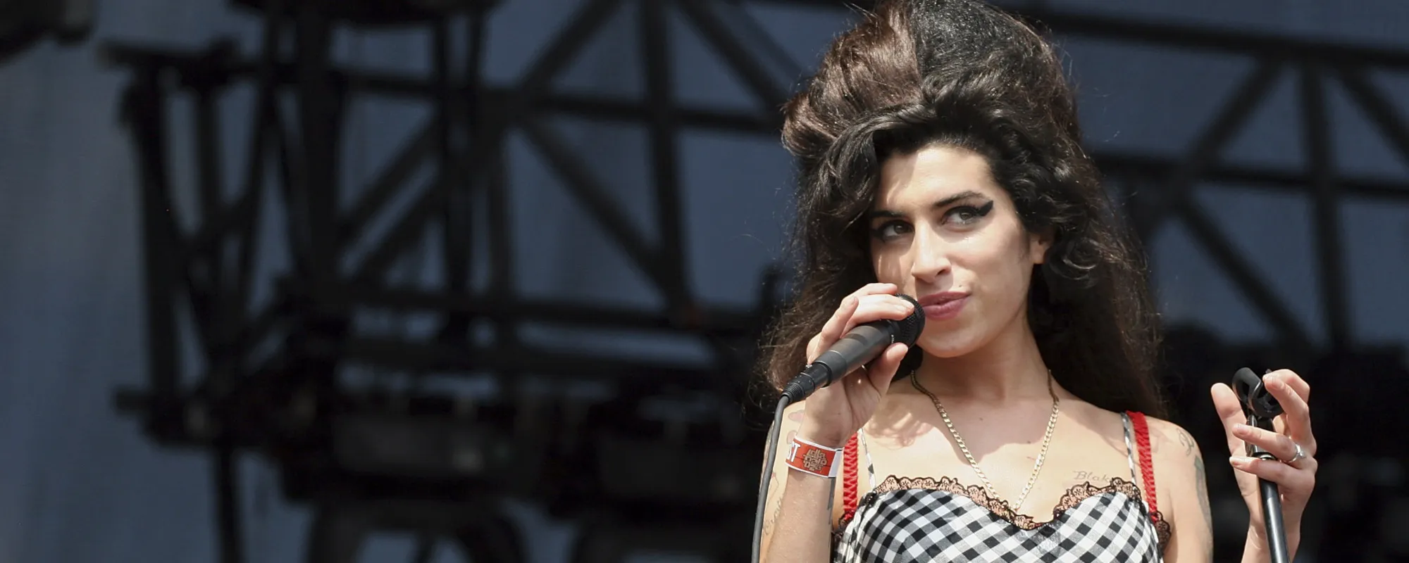 Amy Winehouse New Book to Feature Personal Journals and Handwritten Lyrics