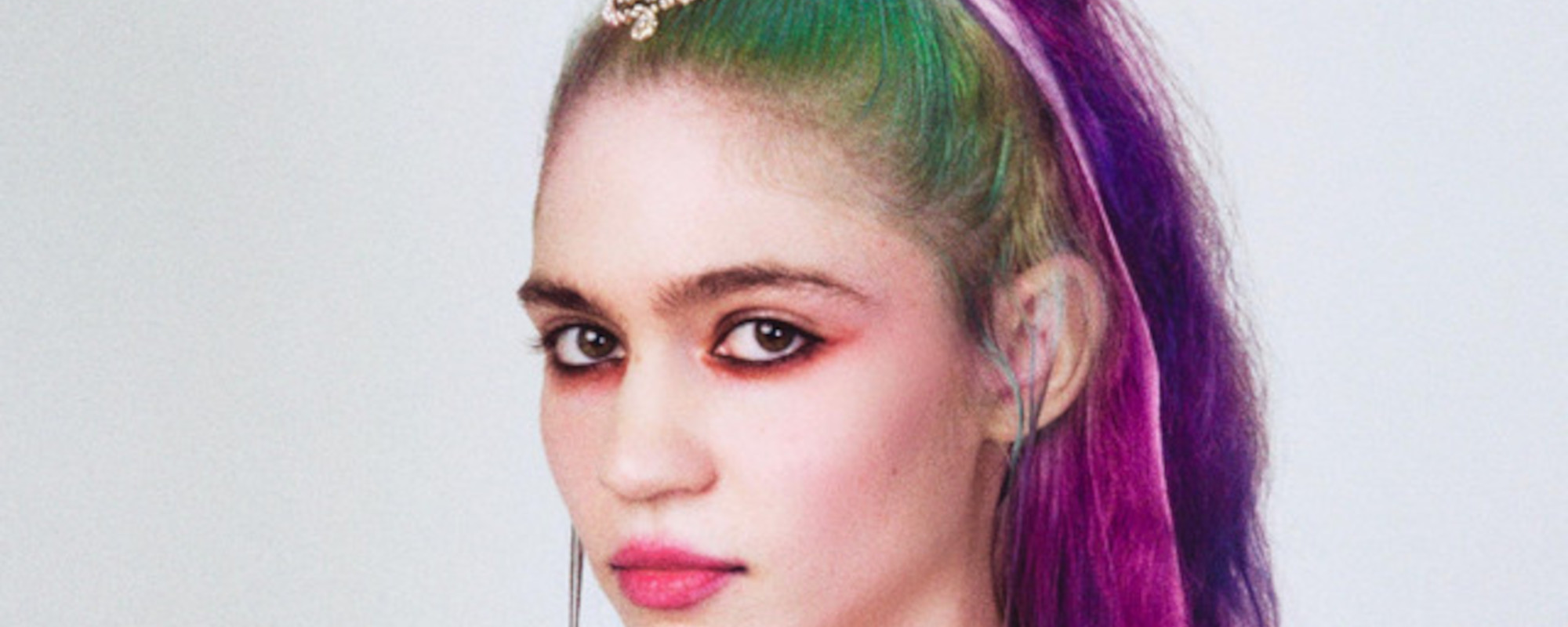 Grimes Teases New Music … and Elf Ears?