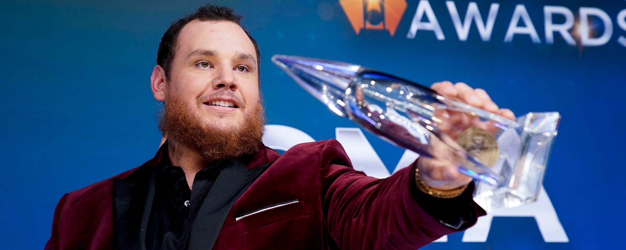 Luke Combs Crowned Entertainer of the Year at 2021 CMA Awards