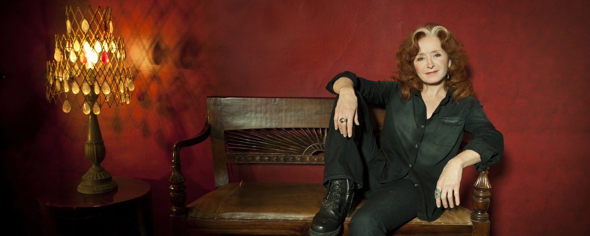Bonnie Raitt Performs New Single, “Made Up Mind,” From Forthcoming LP on ‘Jimmy Kimmel Live’