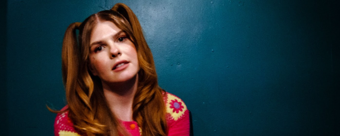 Catie Turner (from Atlantic Records) Catie Turner (from Atlantic Records)