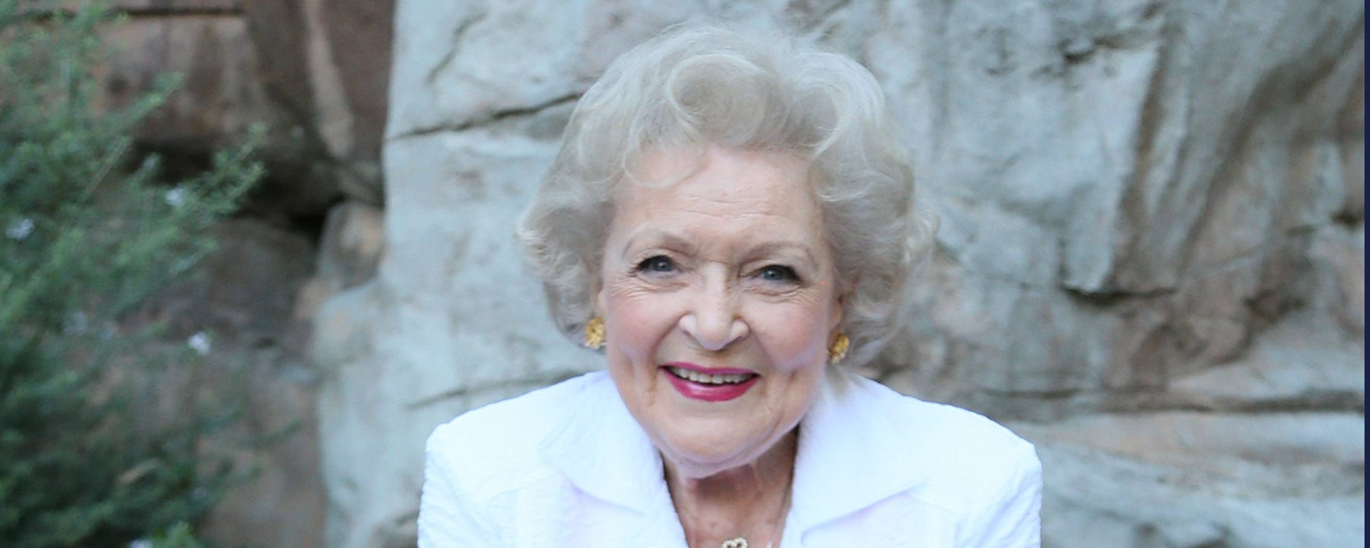 R.I.P. Betty White, One of Dolly Parton’s Most Famous Fans