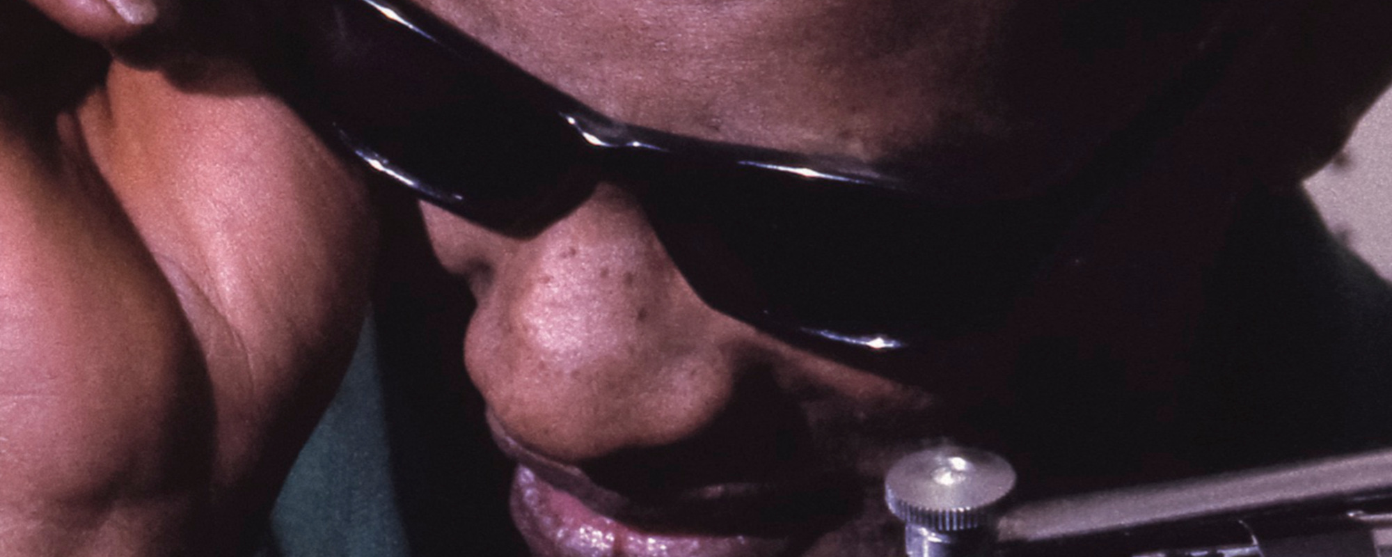 See Rediscovered Video of Ray Charles Teaching Jamie Foxx Piano