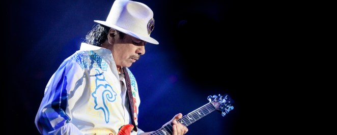 Carlos Santana Collapses From Heat Exhaustion During Michigan Show
