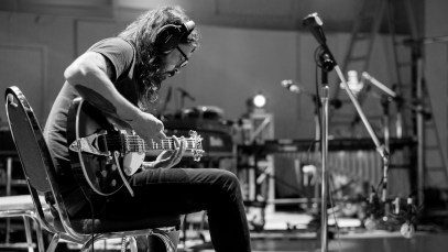 Dave Grohl plays the guitar.