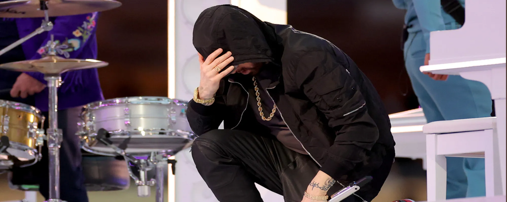 NFL Says It Knew Eminem Would Kneel During Halftime Show