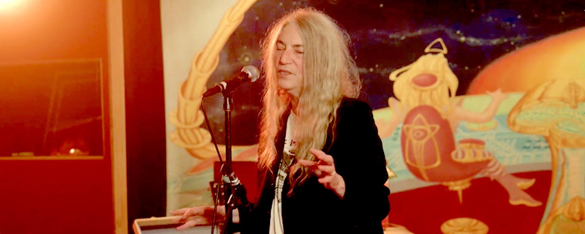 Patti Smith Moves Through Song and Stories During Electric Lady Studios Performance