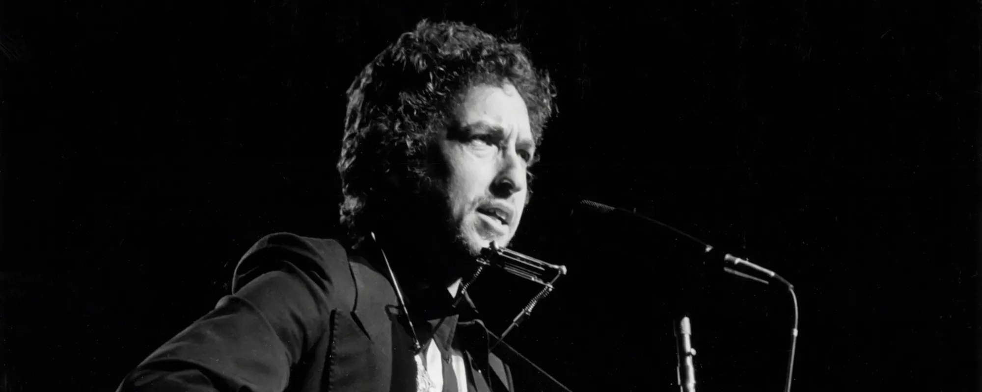 Bob Dylan Covers Grateful Dead’s “Truckin’” for the First Time in His Career