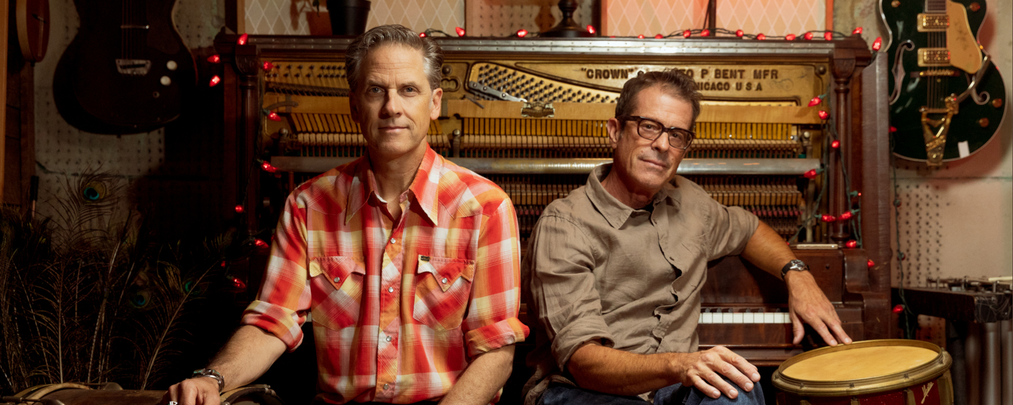 Review: Calexico Manage a Cultural Crossover