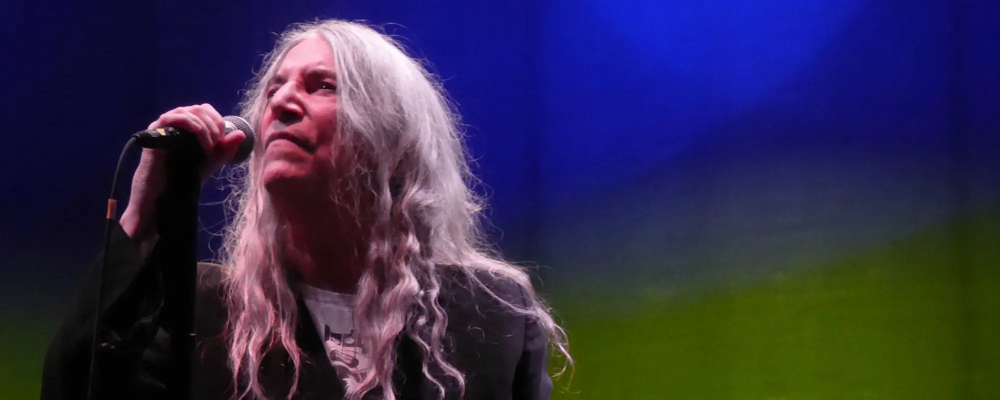 Patti Smith Comforts New York, Plays First-Ever Show at Capitol Theatre