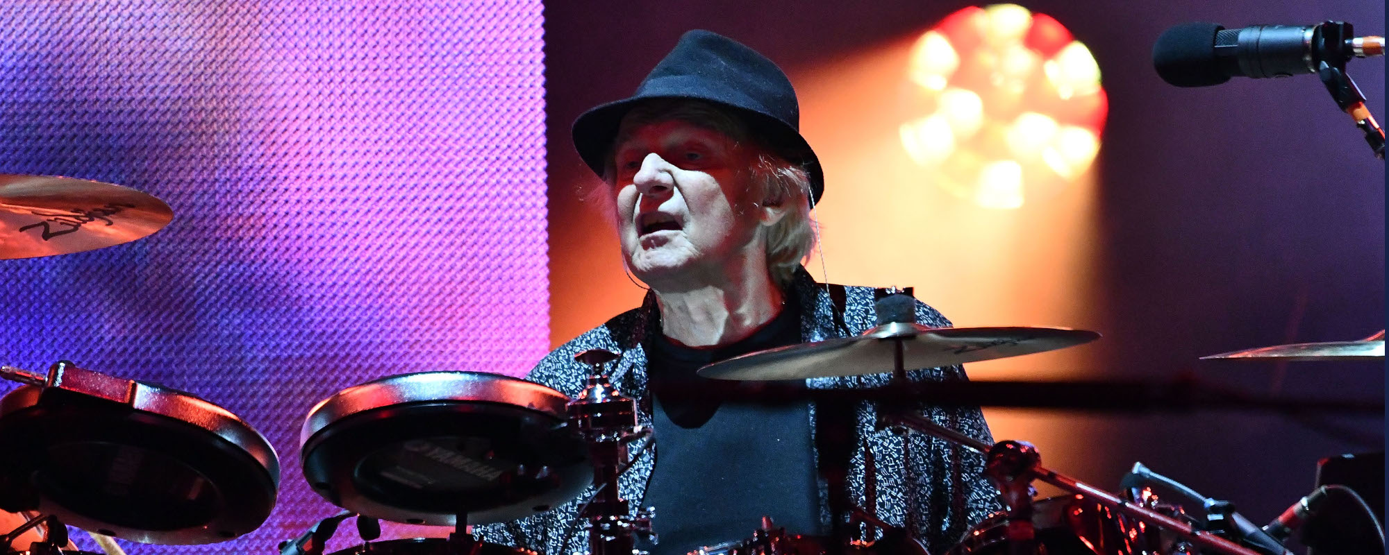 Drummer for Yes and John Lennon, Alan White, Dies at 72