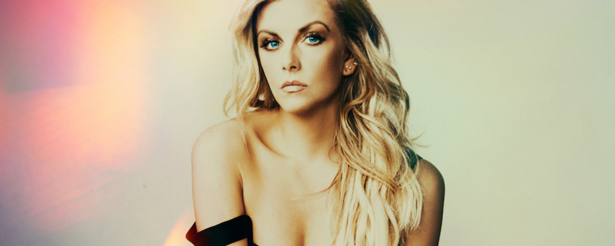 Lindsay Ell Returns to the CMA Fest “Right On Time”
