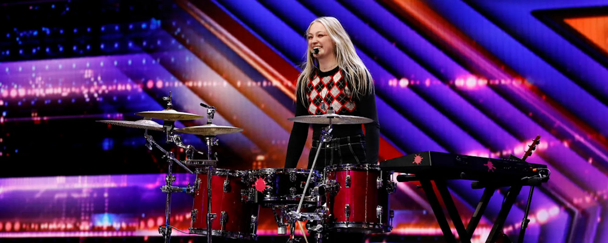 3 Things to Know About ‘America’s Got Talent’ Nashville Songwriter, One-Woman Band Mia Morris