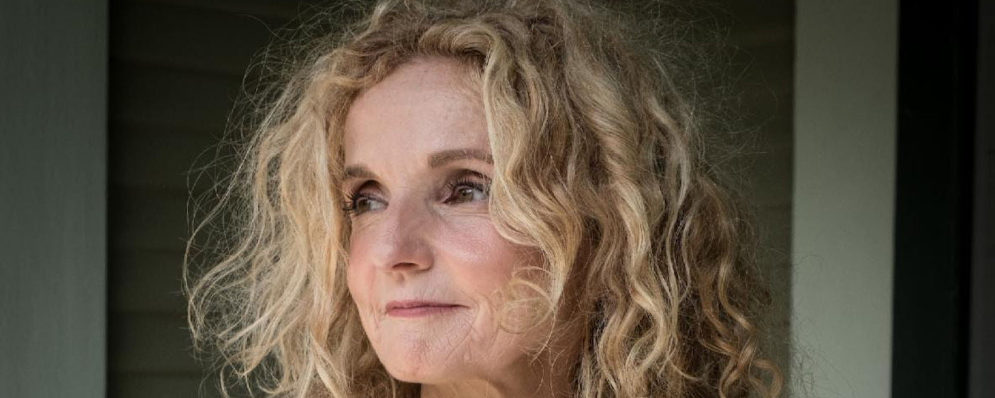 Patty Griffin Releases Rarities on ‘Tape’