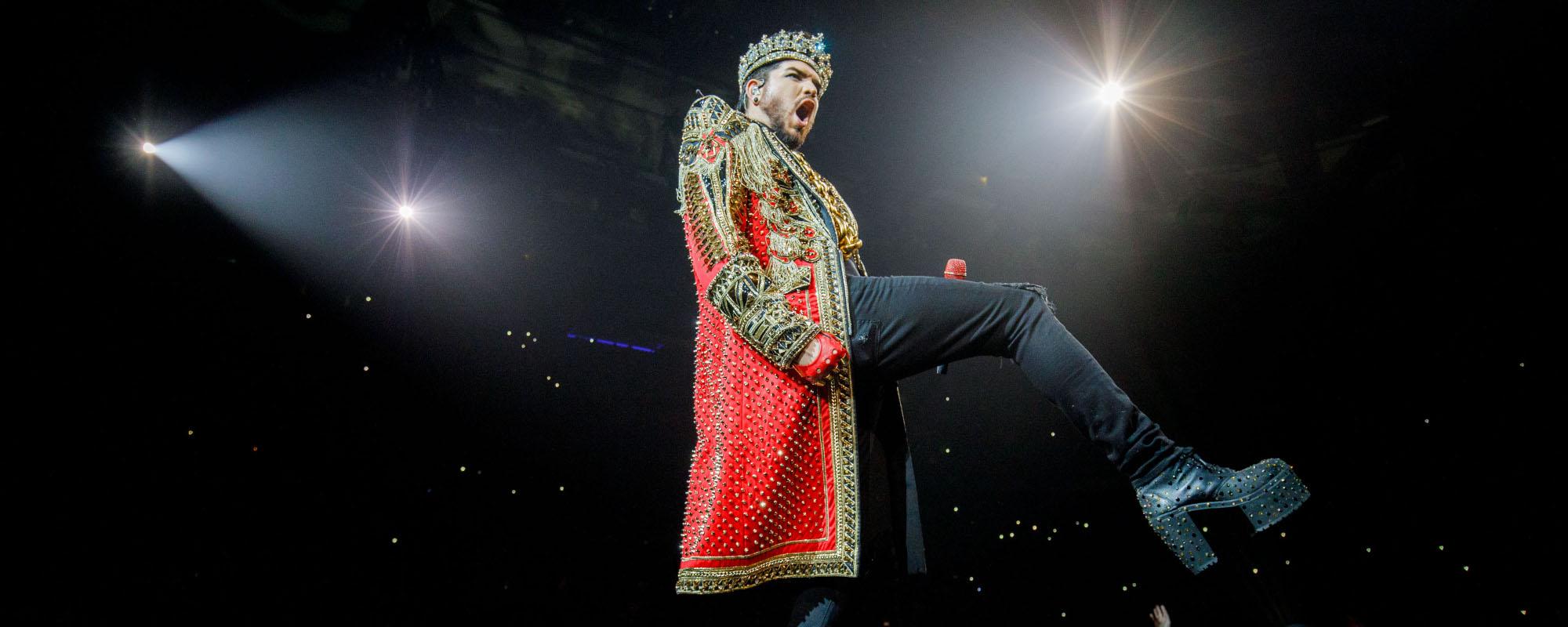 Queen + Adam Lambert Perform “Nessun Dorma” at Italy Show