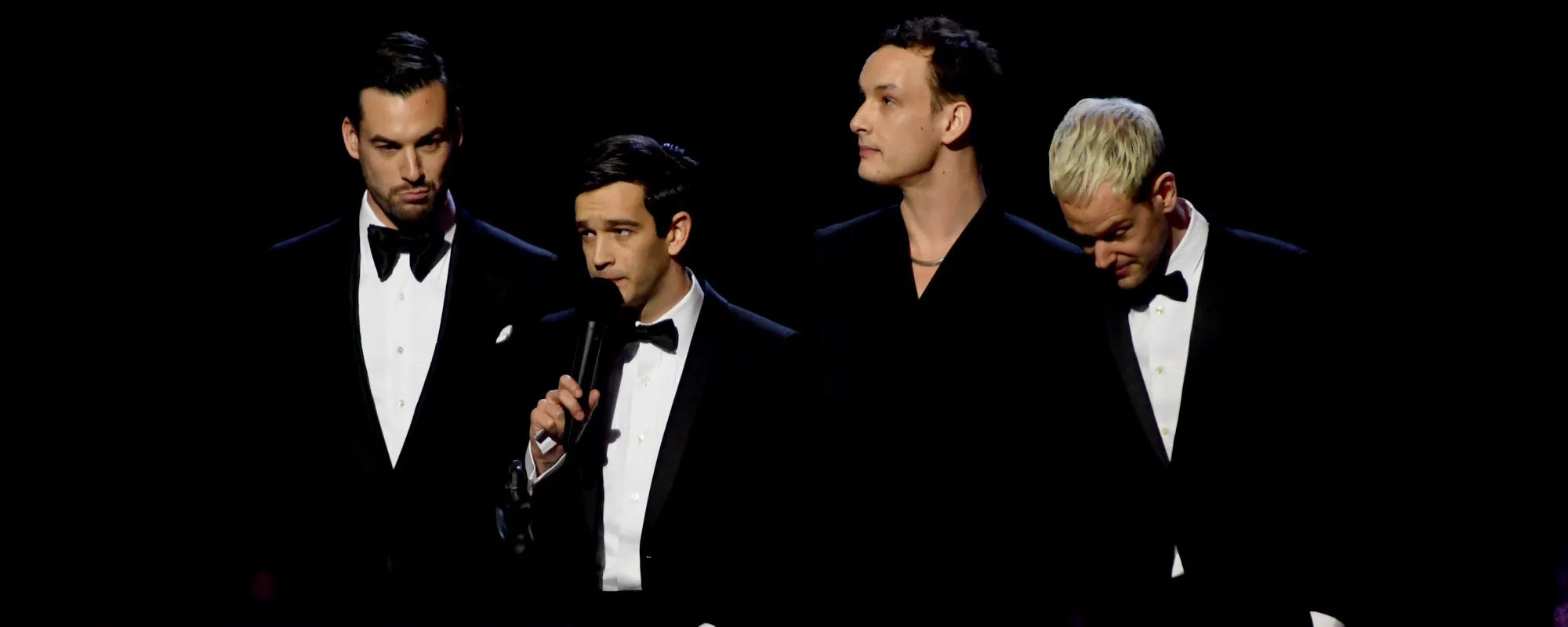 Watch: The 1975 Perform “I’m In Love With You” and “Oh Caroline” on ‘SNL’
