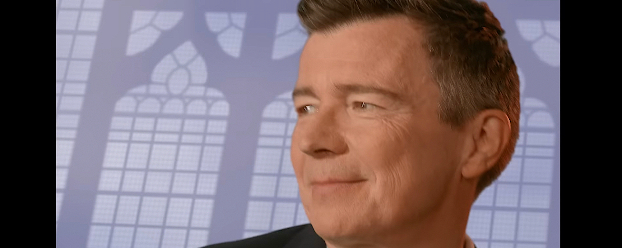 Rick Astley Recreates “Never Gonna Give You Up” Video 35 Years Later