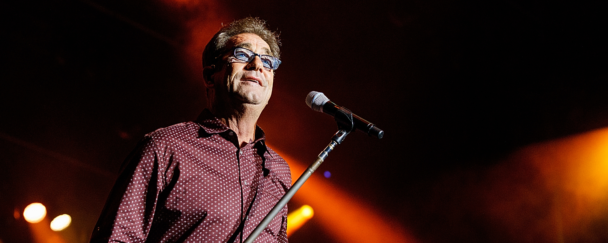 Huey Lewis and the News Sell Bulk of Catalog to Primary Wave Music