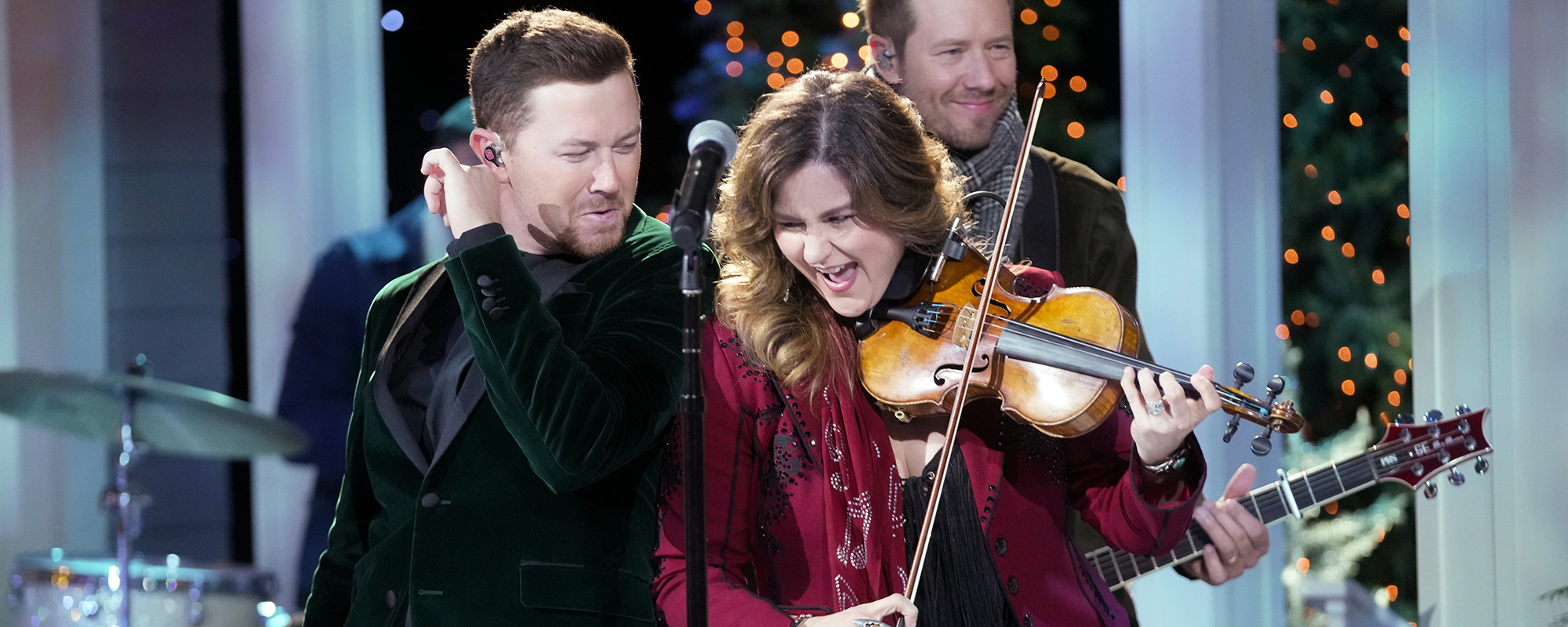 ‘CMA Country Christmas’ Set List Finds Scotty McCreery, Maren Morris Singing Holiday Classics