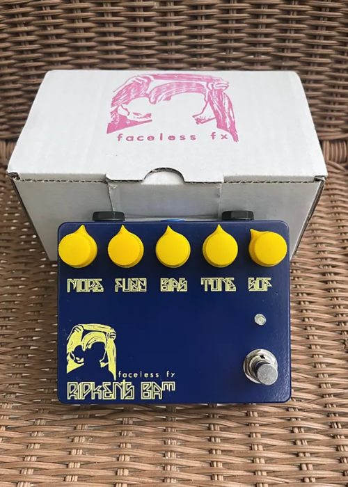 10 Best Fuzz Guitar Pedals for Fuzz-Obsessed Musicians {2023}