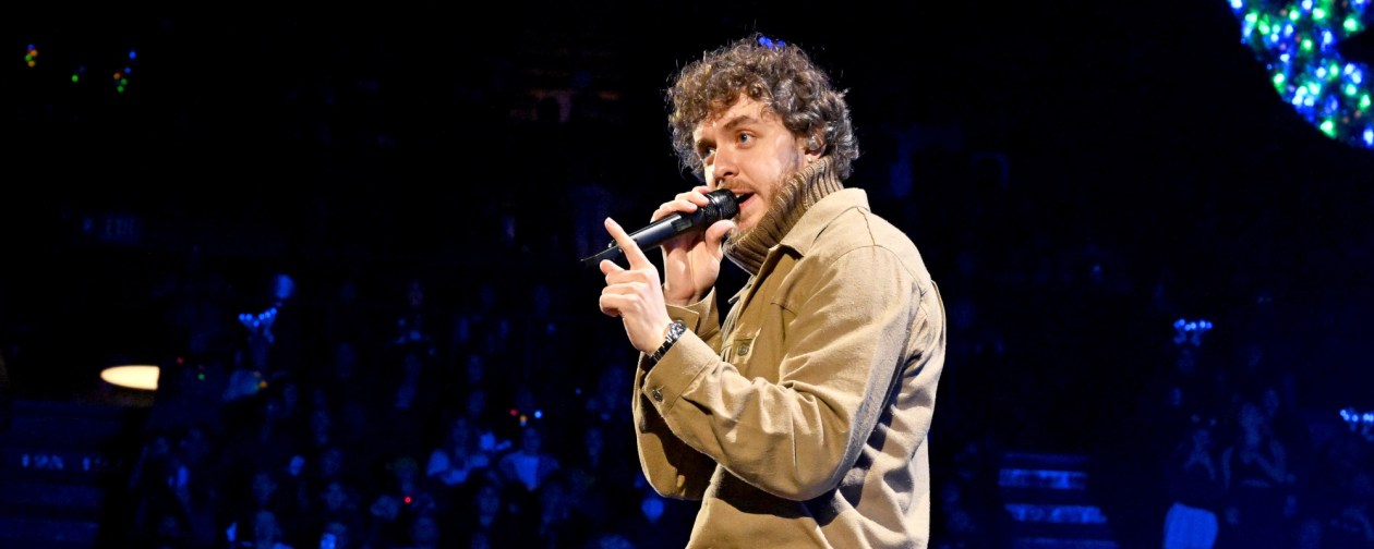 What is the Meaning Behind The Song "Wonderwall" by Oasis?