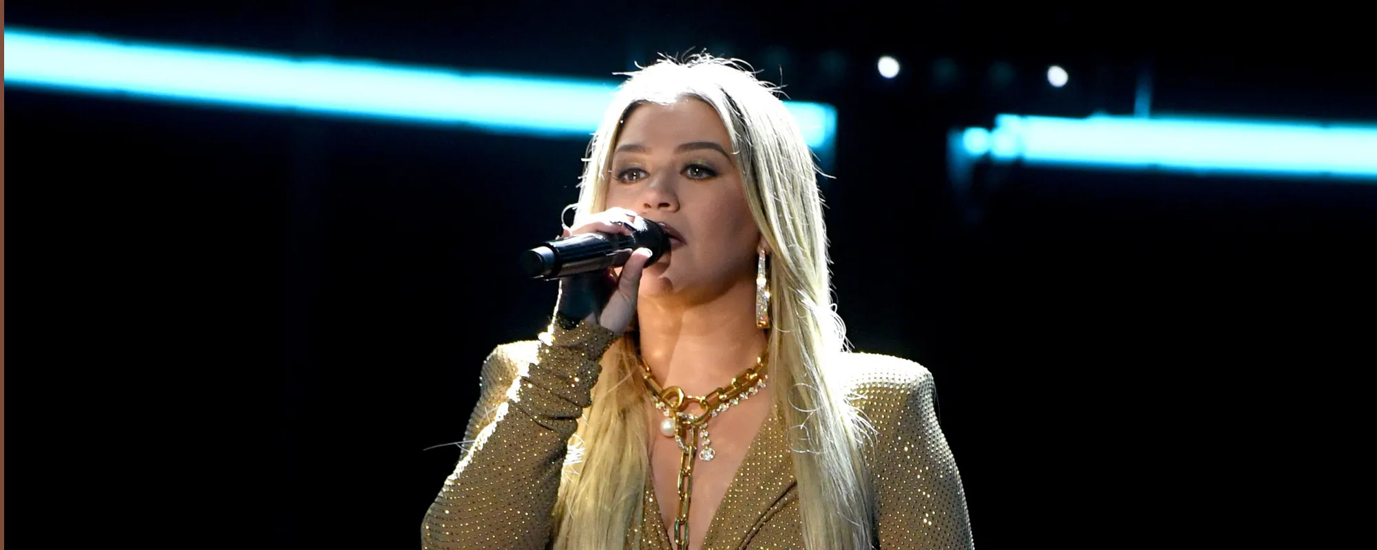 Kelly Clarkson Covers Red Hot Chili Peppers, Justin Bieber in Latest ‘Kellyoke’