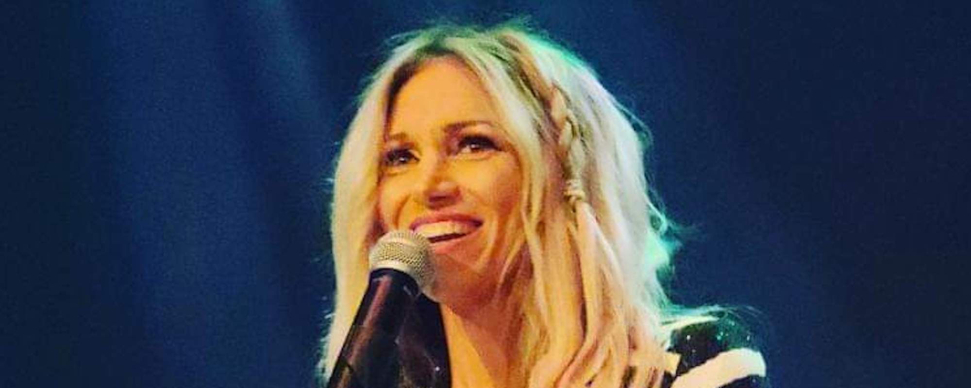 3 فنانات مبدعات صنعن موسيقى البوب وحققن المركز الأول في عام 1988