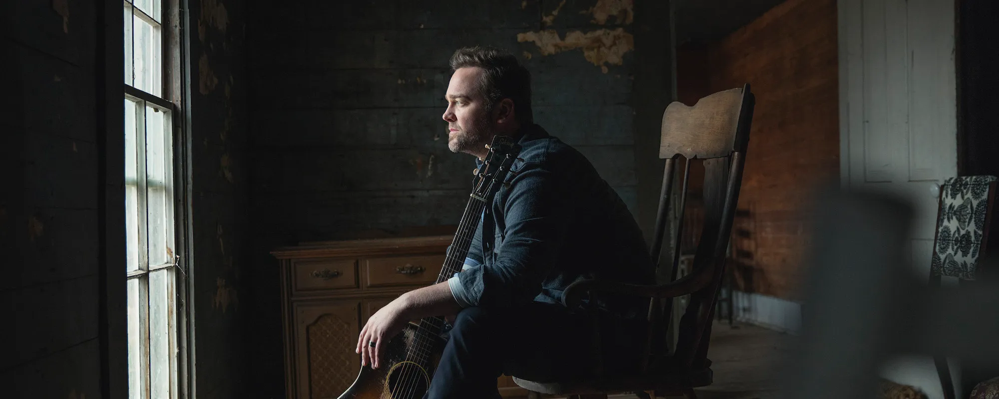 5 Songs You Didn’t Know Lee Brice Wrote for Other Artists