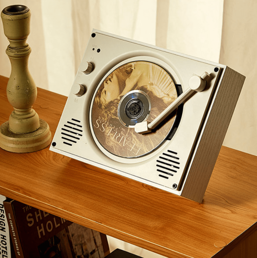 6 Best Vintage CD Players Travel, Home, AM/FM & More {2023}