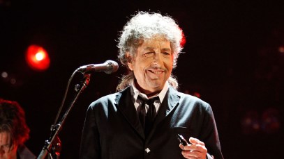 Tangled Up in Blues: Check Out Bob Dylan Performing with Jimmie Vaughan at Final Show of His Latest Tour