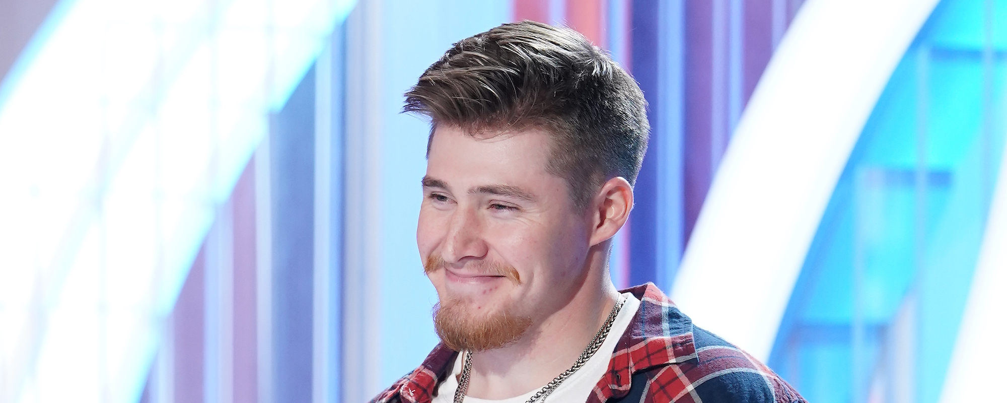 Country Singer Colt Glover Takes on Flatt & Scruggs’ 1965 Song “Rock Salt and Nails” on ‘American Idol’