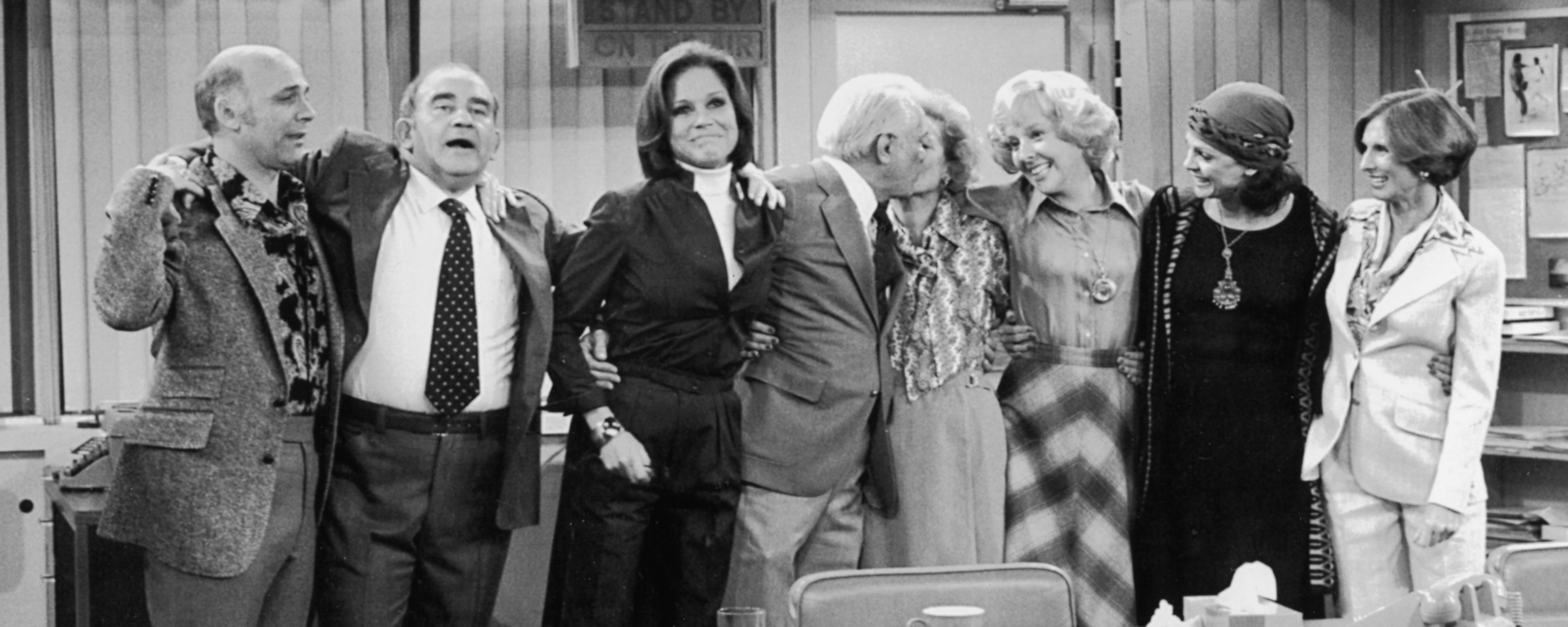 Meet the Writer Behind the Beloved ‘The Mary Tyler Moore Show’ Theme Song
