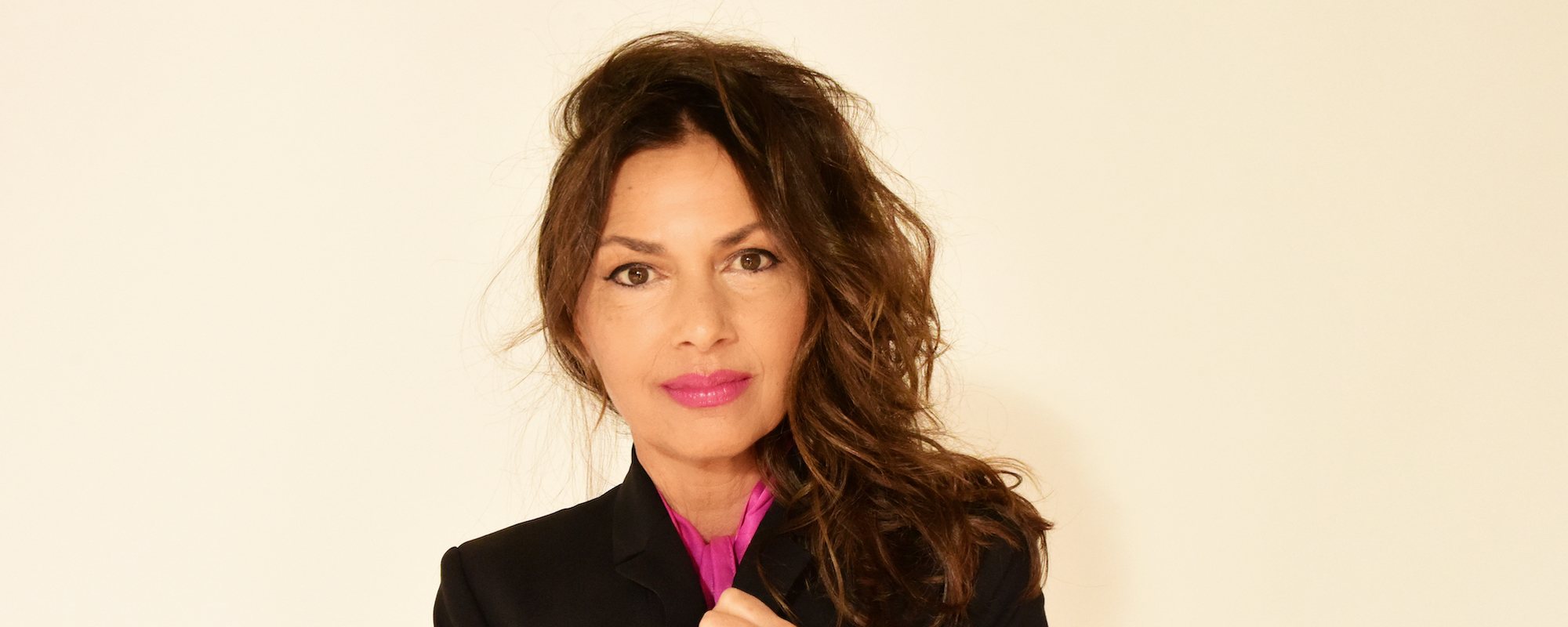 Susanna Hoffs Switches Roles on The Rolling Stones’ “Under My Thumb,” Reveals New Album