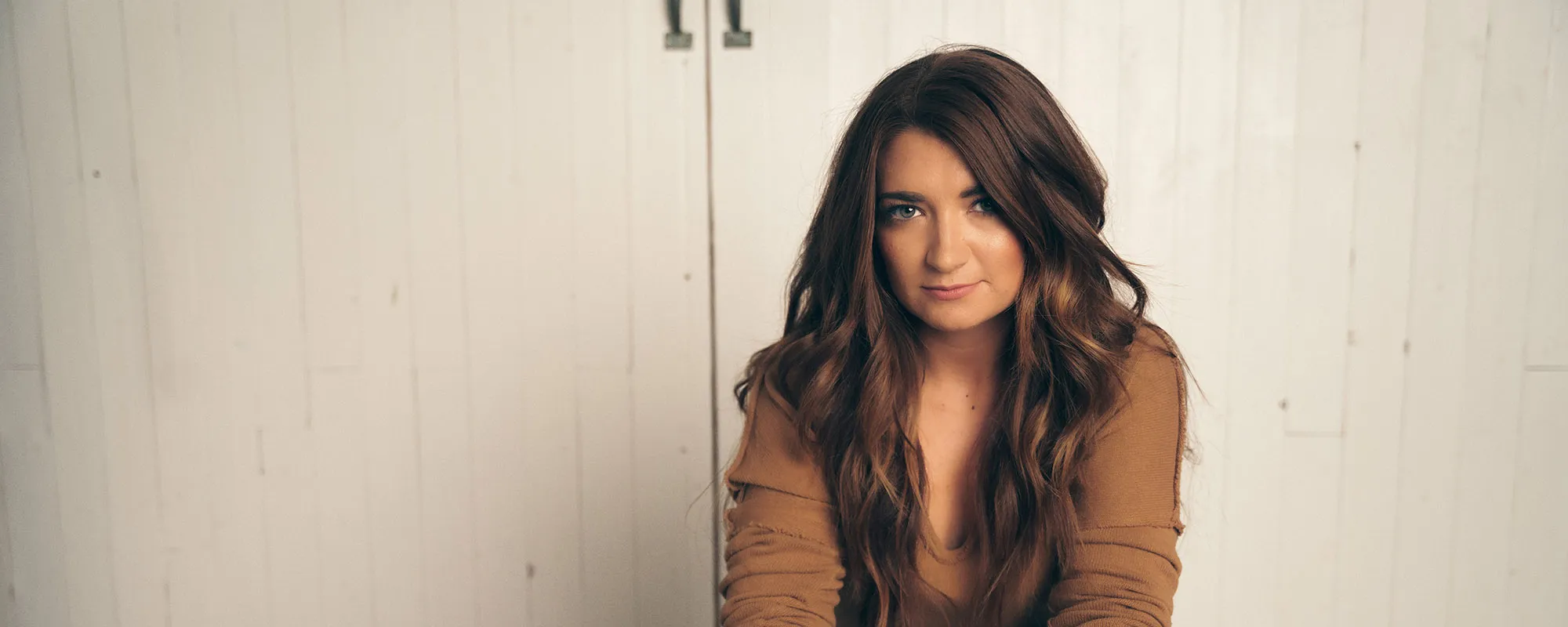 Tenille Townes Talks Recording With Bryan Adams and Writing with Vince Gill