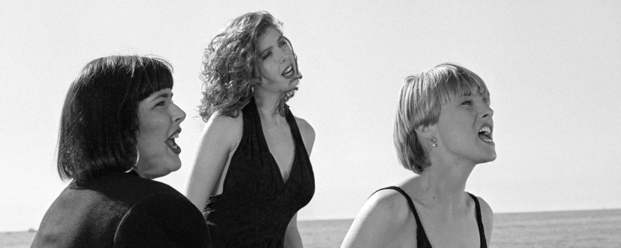 4 أغاني من التسعينيات سوف تعيدك إلى المدرسة الثانوية