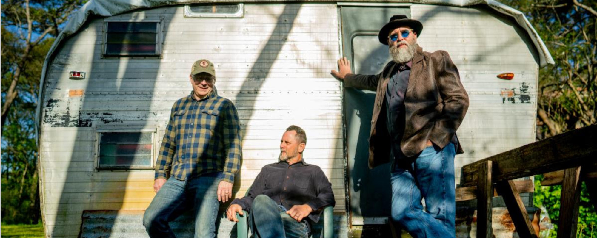 Review: Strap in for the Return of the Chickasaw Mudd Puppies' Unhinged Swamp Rocking - American Songwriter