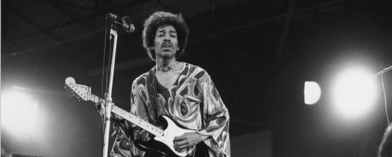 5 Electric Guitars You Didn’t Know Jimi Hendrix Used 100.9 The Grade