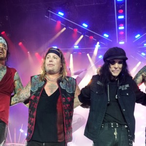 MÖTLEY CRÜE X NFL DRAFT 