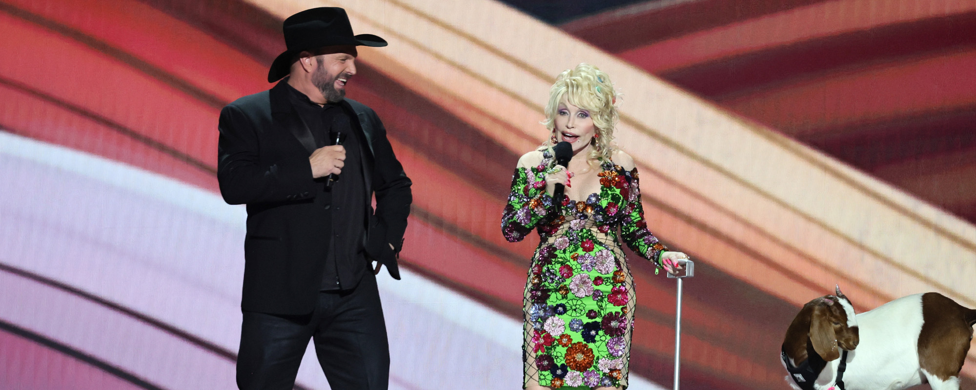 Dolly Parton Jokes About “Threesomes” and Brings Out an Actual Goat During the ACM Awards