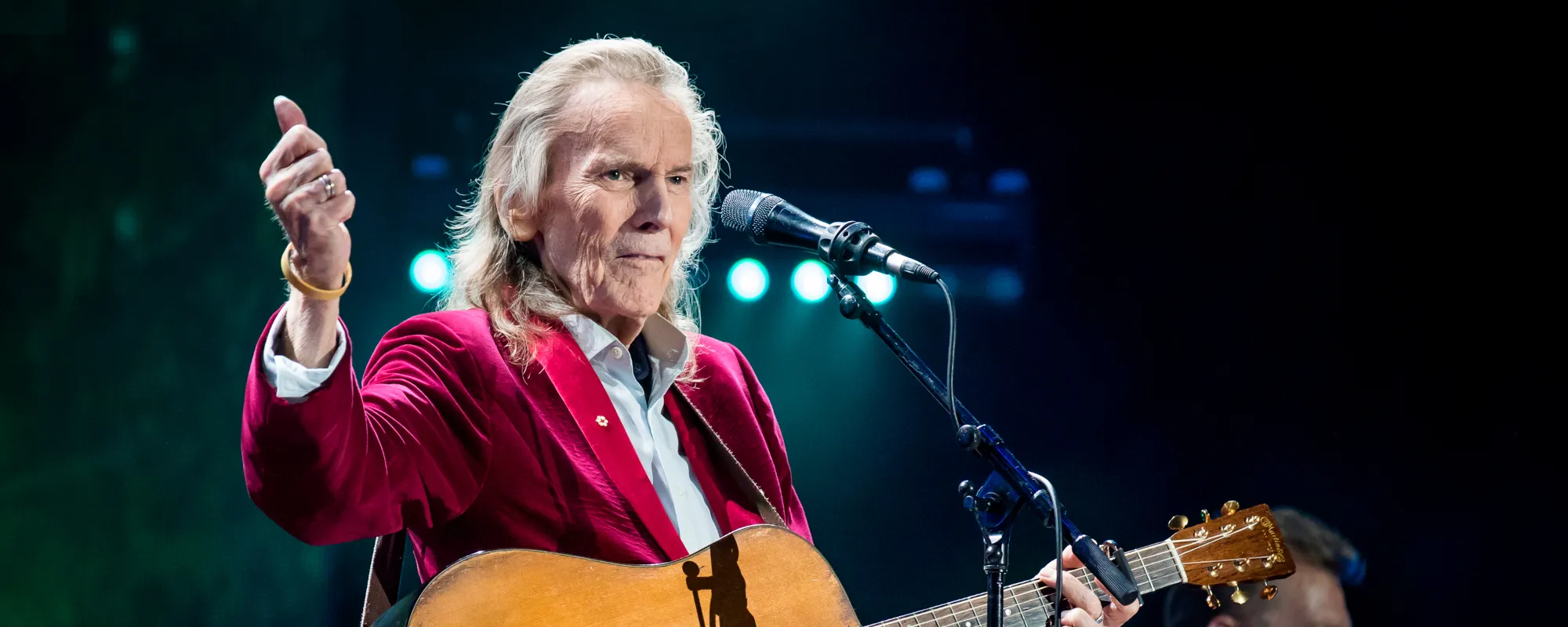 The Heartbreaking Meaning Behind Gordon Lightfoot’s “If You Could Read My Mind”