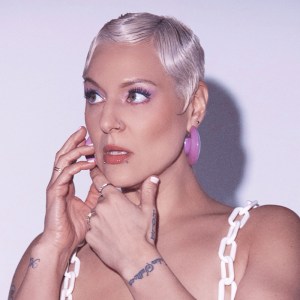 洋楽 Alanna e - So Bad You Can Taste It So Bad You Can Taste It - EP by Alanna Royale | Spotify